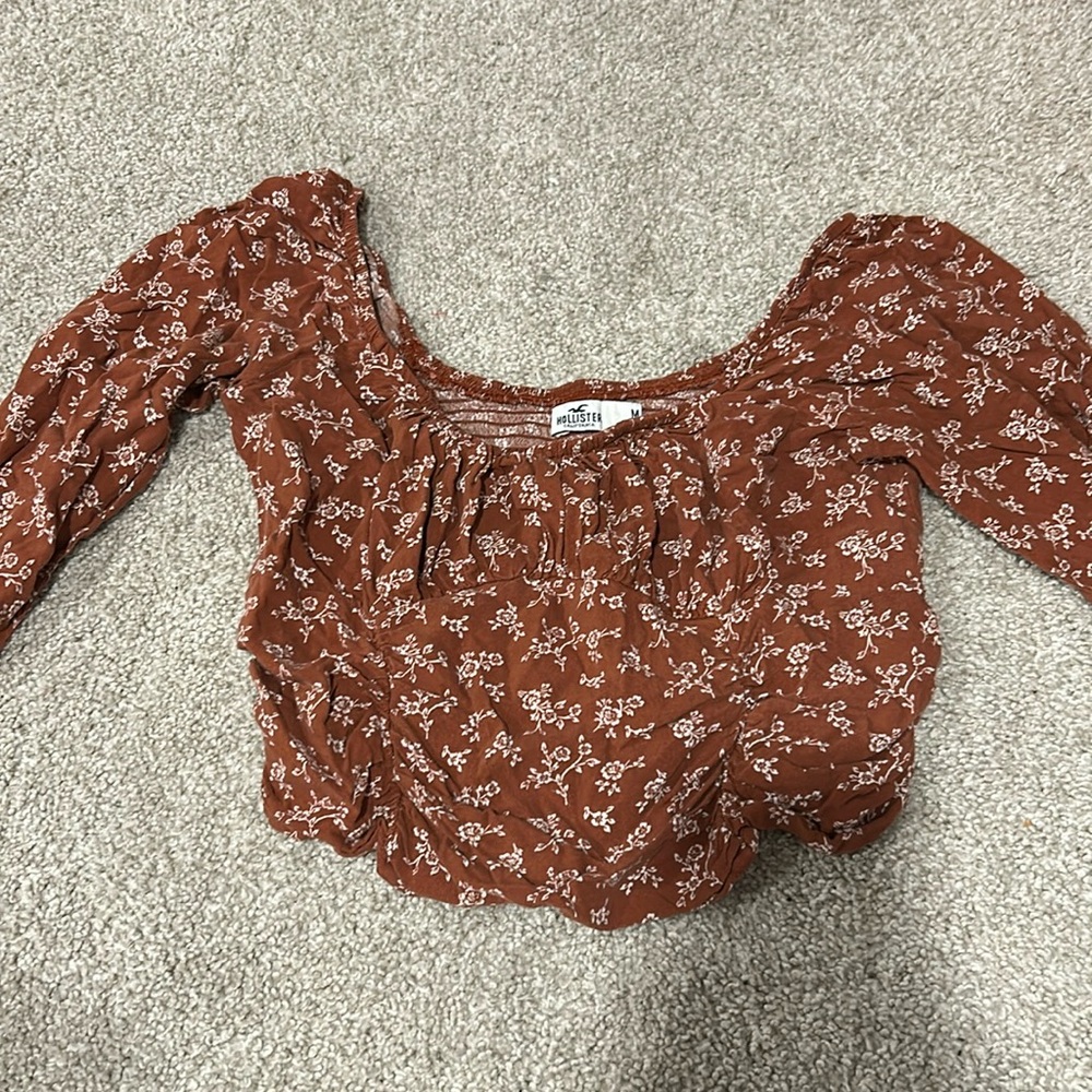 Hollister cropped long sleeve